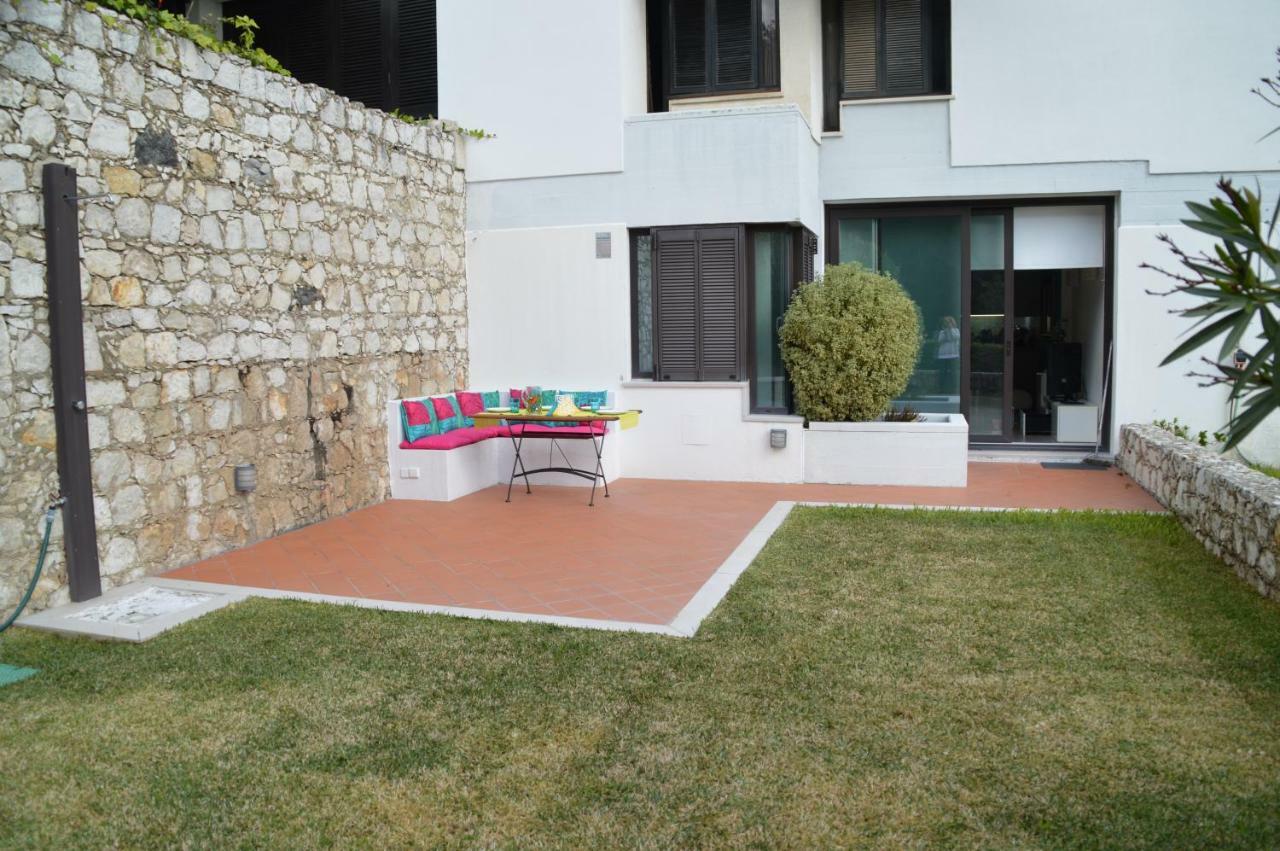 Amazing Beach & Pool Apartment With Garden 세심브라 외부 사진